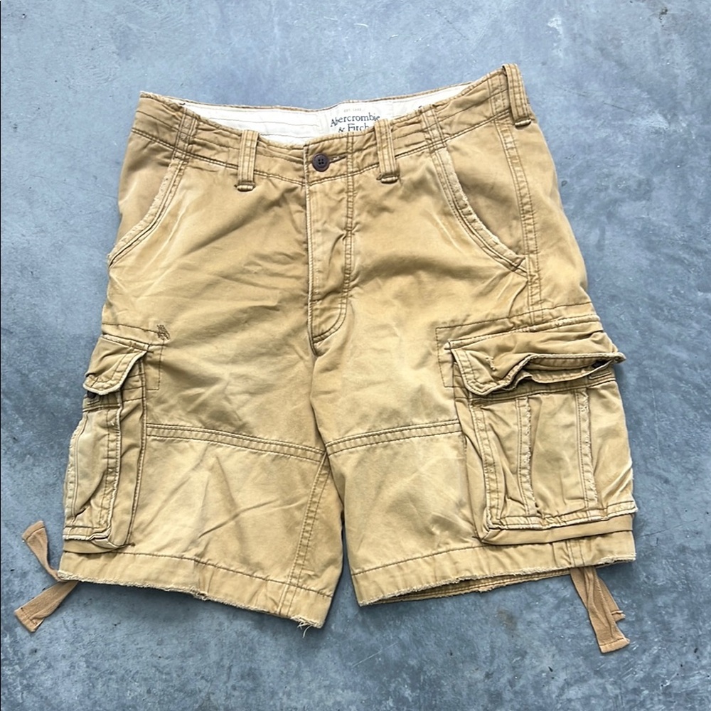 Abercrombie & Fitch Tan Cargo Shorts Relaxed Fit
